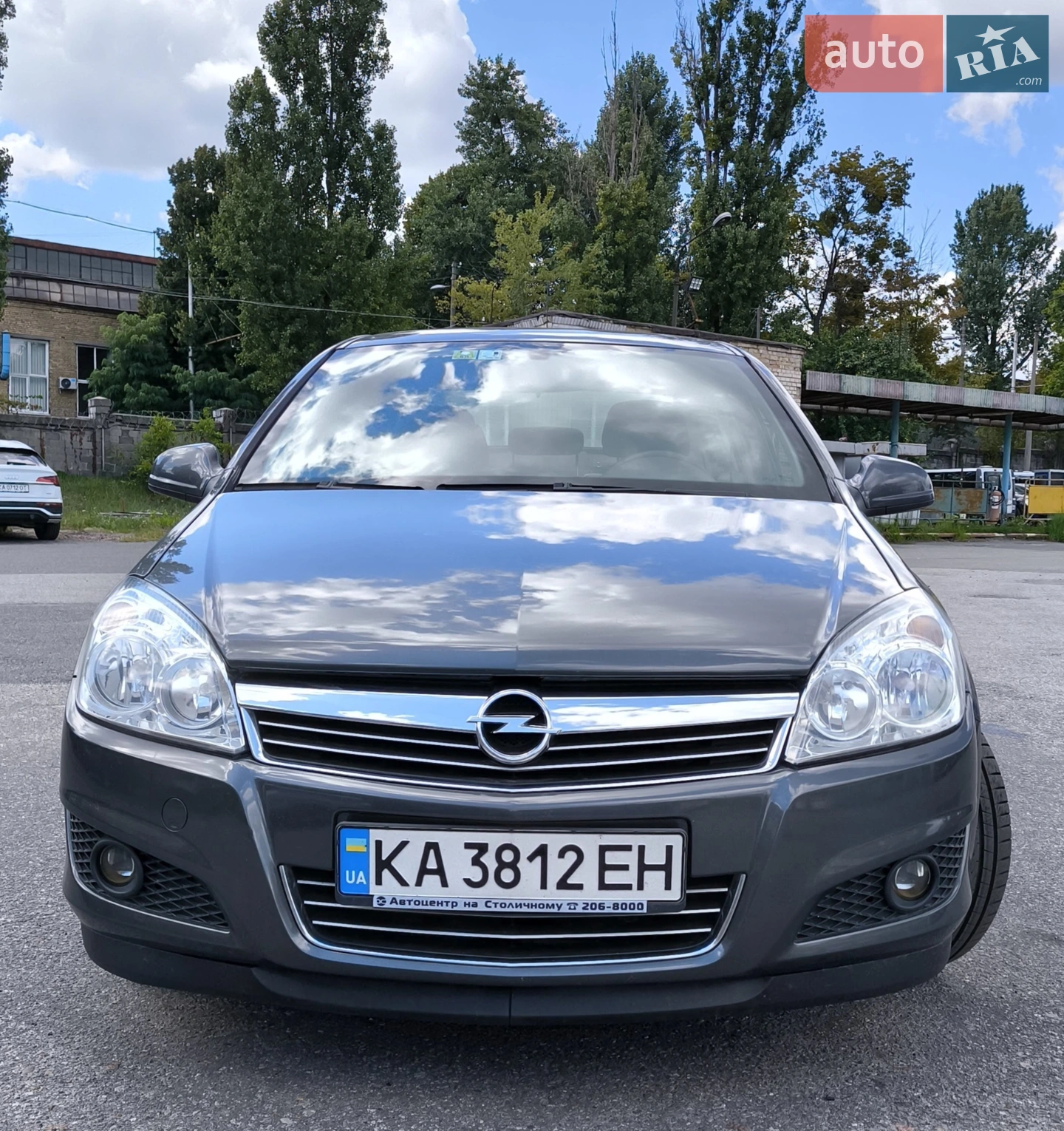 2012 Opel Astra - фото 1