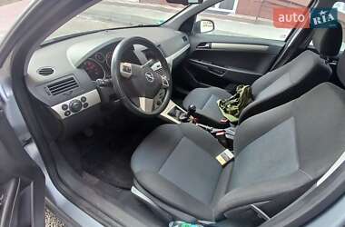 Универсал Opel Astra 2008 в 