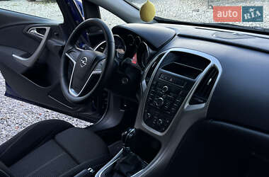 Хэтчбек Opel Astra 2010 в 