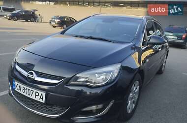 Універсал Opel Astra 2013 в Києві