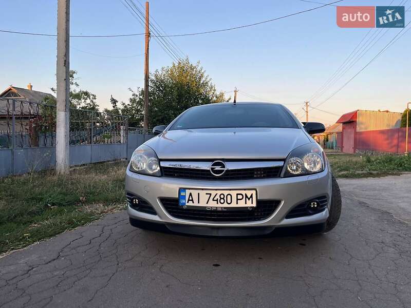 Кабриолет Opel Astra 2008 в Балте фото 29 Кабриолет Opel Astra 2008 в Балте