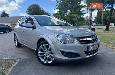 Хэтчбек Opel Astra 2007 в Лубнах