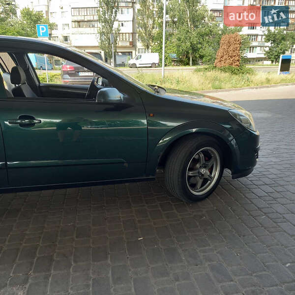 Хетчбек Opel Astra 2004 в Києві