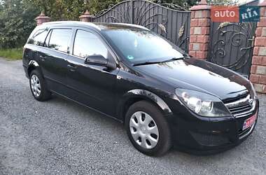 Універсал Opel Astra 2007 в Рівному