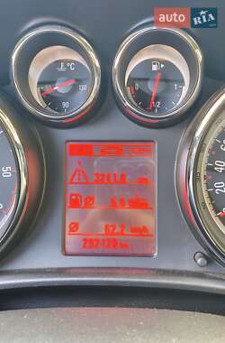 Универсал Opel Astra 2015 в 