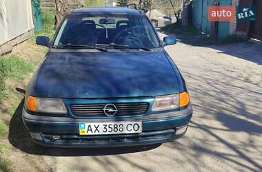 Универсал Opel Astra 1997 в Харькове