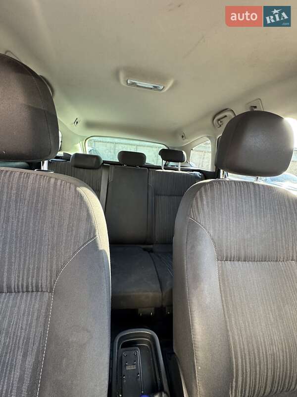 Универсал Opel Astra 2011 в Вышгороде