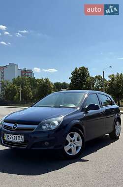 Хетчбек Opel Astra 2012 в Чернігові