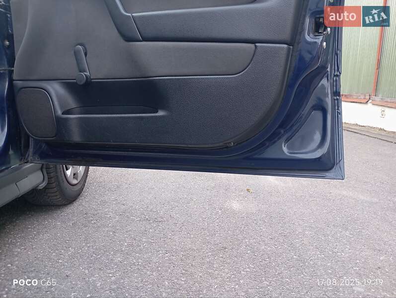 Седан Opel Astra 2006 в Полтаве