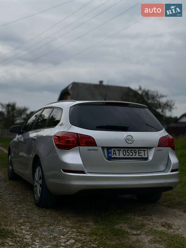 Універсал Opel Astra 2011 в Івано-Франківську фото 5 Універсал Opel Astra 2011 в Івано-Франківську