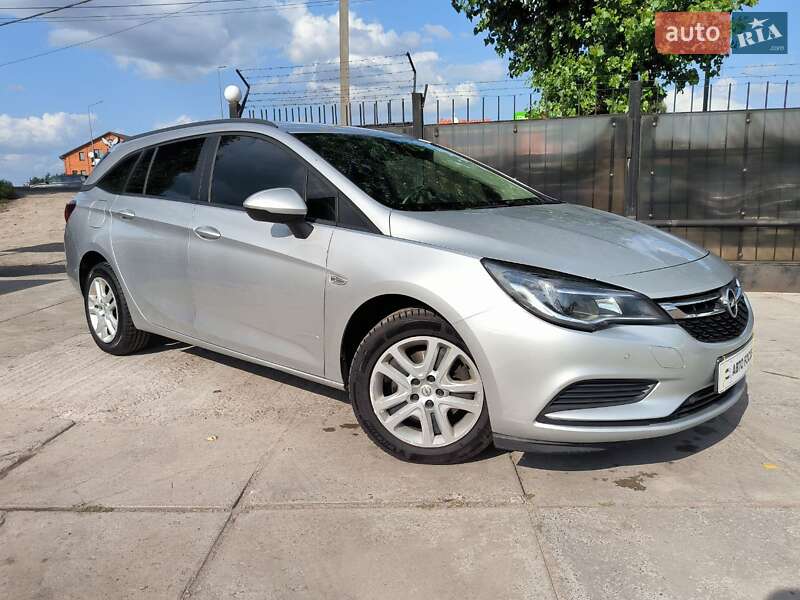 Opel Astra 2016