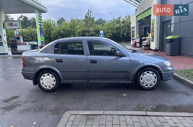 Седан Opel Astra 2008 в 