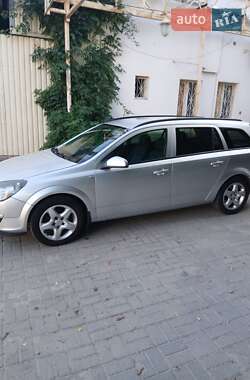 Универсал Opel Astra 2006 в 