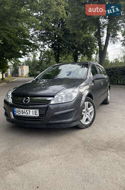 Универсал Opel Astra 2009 в Жмеринке