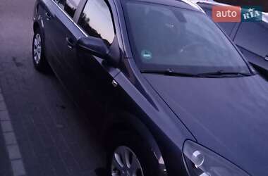Универсал Opel Astra 2009 в Боярке