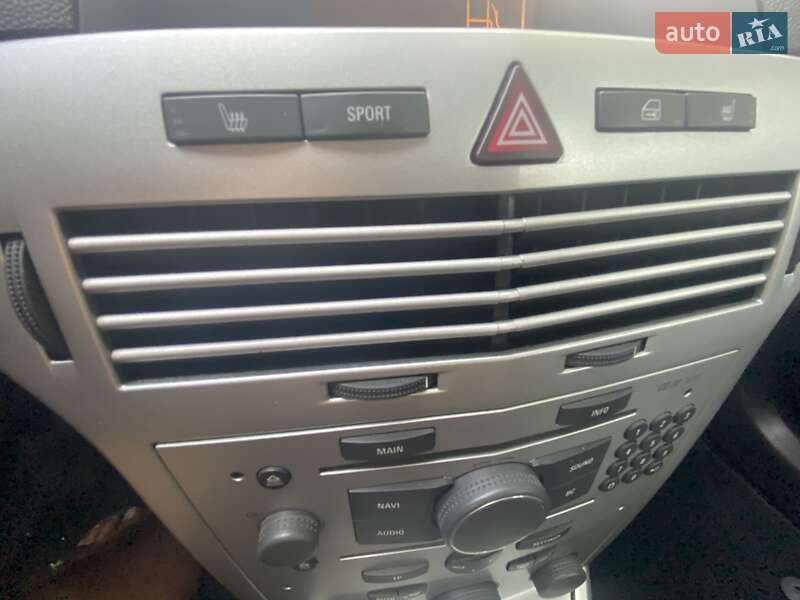 Хэтчбек Opel Astra 2007 в Тальном