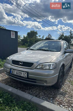 Седан Opel Astra 2008 в Коломые