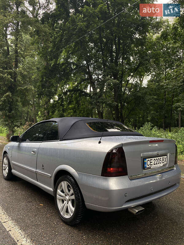 Кабриолет Opel Astra 2002 в Черновцах