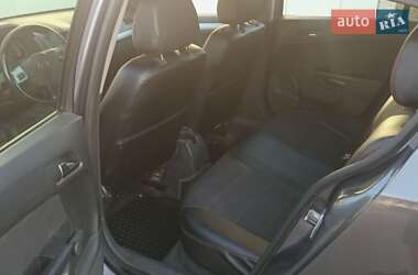 Хэтчбек Opel Astra 2009 в Каменском