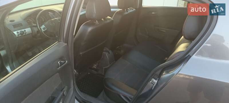 Хэтчбек Opel Astra 2009 в Каменском фото 21 Хэтчбек Opel Astra 2009 в Каменском