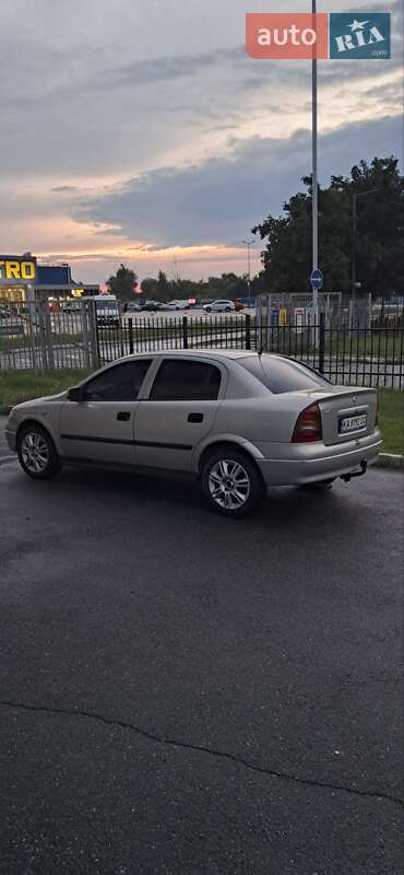 Седан Opel Astra 2007 в Емильчине фото 4 Седан Opel Astra 2007 в Емильчине