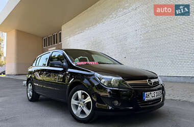 Хэтчбек Opel Astra 2009 в 