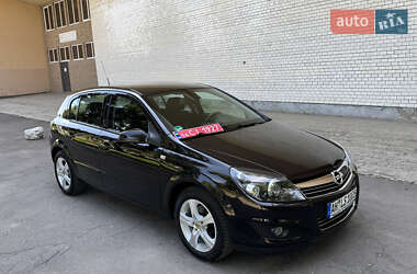 Хэтчбек Opel Astra 2009 в 