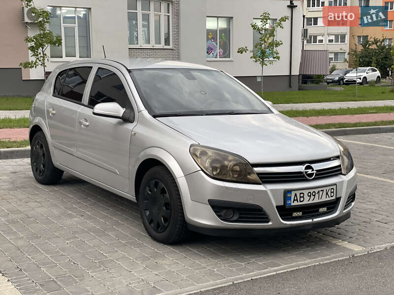 Хэтчбек Opel Astra 2007 в Виннице