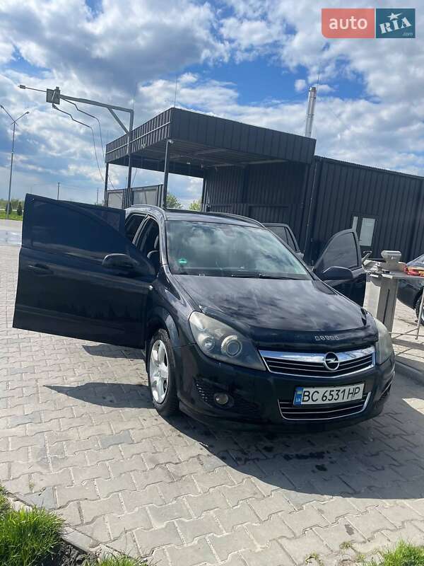 Універсал Opel Astra 2007 в Львові