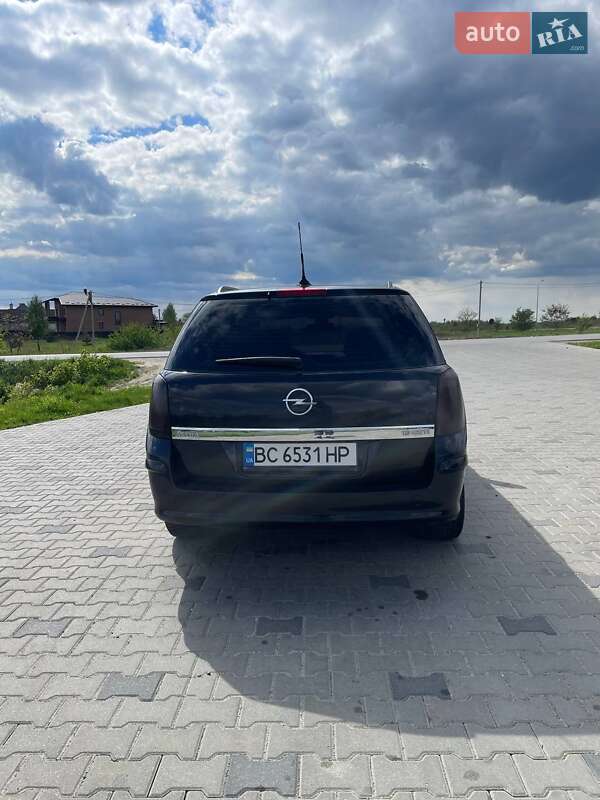 Універсал Opel Astra 2007 в Львові