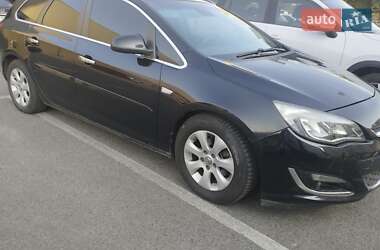 Універсал Opel Astra 2013 в Херсоні