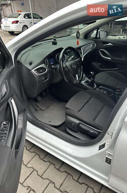 Универсал Opel Astra 2016 в 