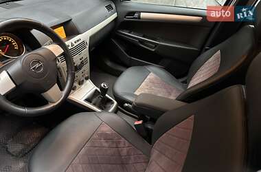 Универсал Opel Astra 2008 в 