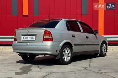Седан Opel Astra 2007 в 