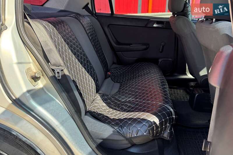 Седан Opel Astra 2007 в Києві