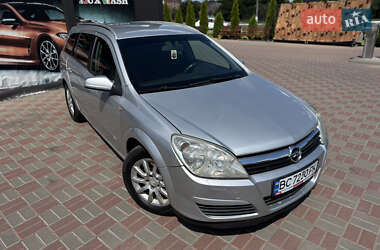 Універсал Opel Astra 2005 в Переяславі