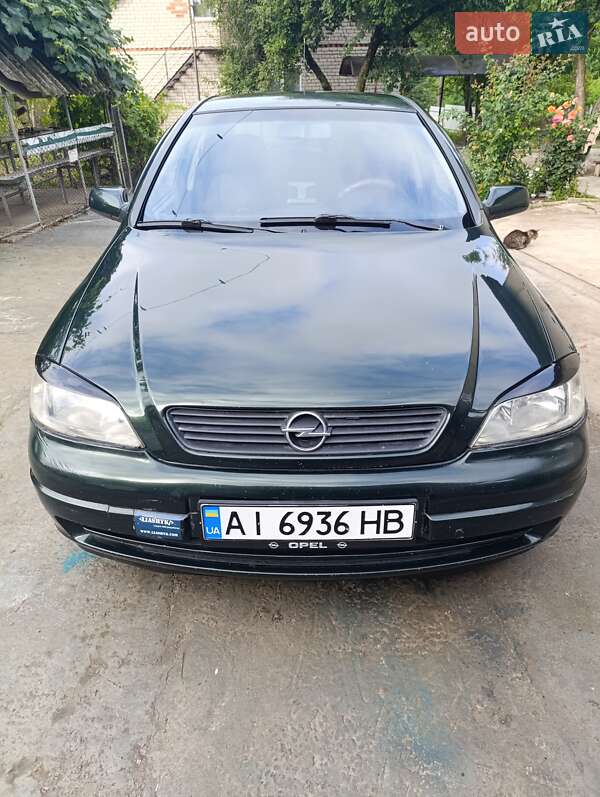 Седан Opel Astra 2003 в 