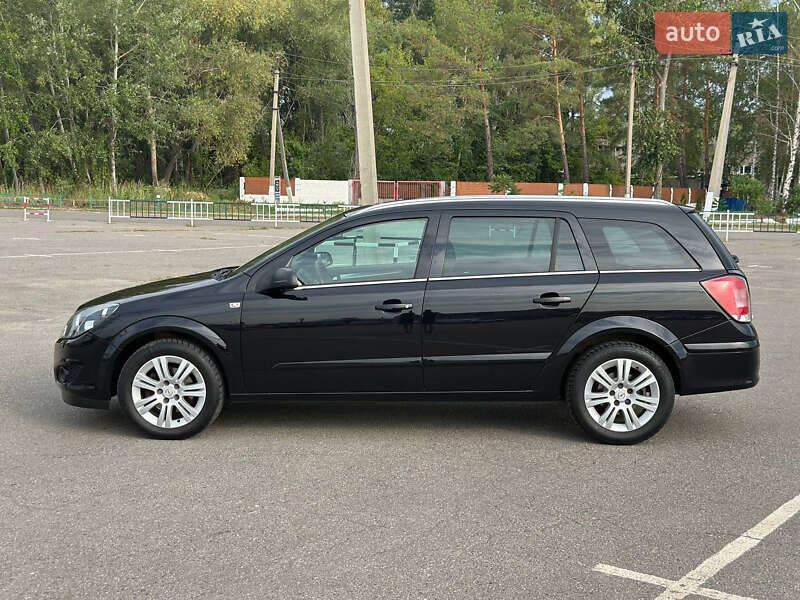 Универсал Opel Astra 2009 в Харькове