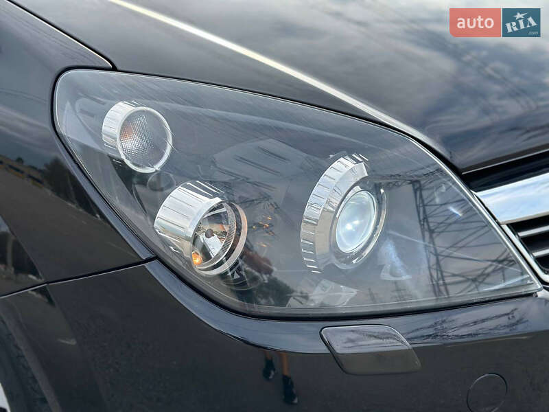Универсал Opel Astra 2009 в Харькове