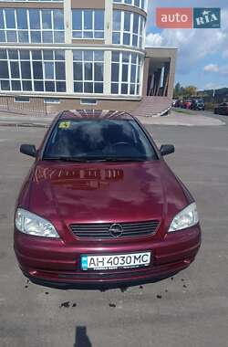 Седан Opel Astra 2009 в Киеве