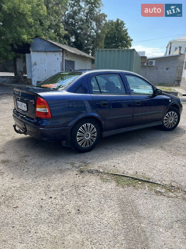 Opel Astra 2001