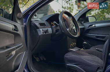 Универсал Opel Astra 2005 в 