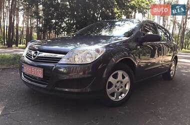 Хэтчбек Opel Astra 2009 в Черкассах