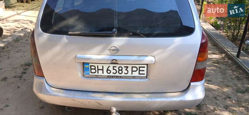 Универсал Opel Astra 2003 в Сарате