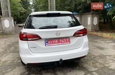 Универсал Opel Astra 2018 в 