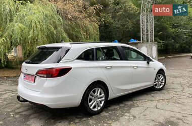 Универсал Opel Astra 2018 в 