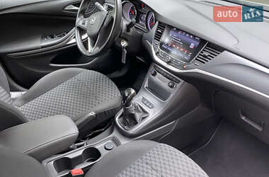 Универсал Opel Astra 2018 в 