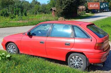 Хэтчбек Opel Astra 1996 в 