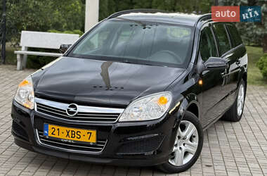 Универсал Opel Astra 2009 в 