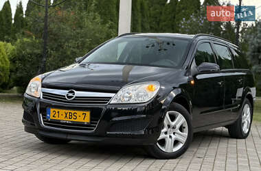 Универсал Opel Astra 2009 в 